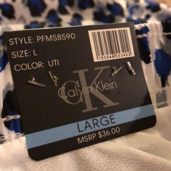 Calvin Klein Running Shorts w/ pockets
NWT Jaguar Blue/Black Size: L - Picture 5 of 6